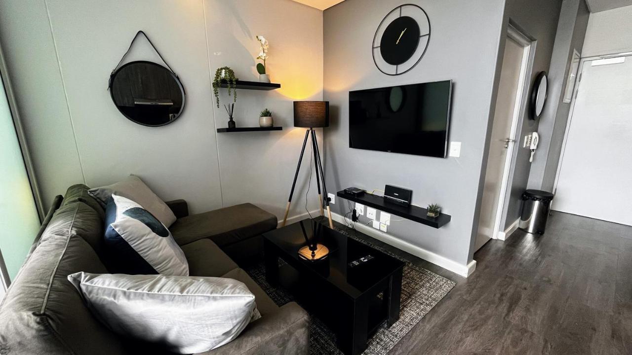 Modern Luxury Studio With Breathtaking City Views - No Load Shedding 케이프타운 외부 사진
