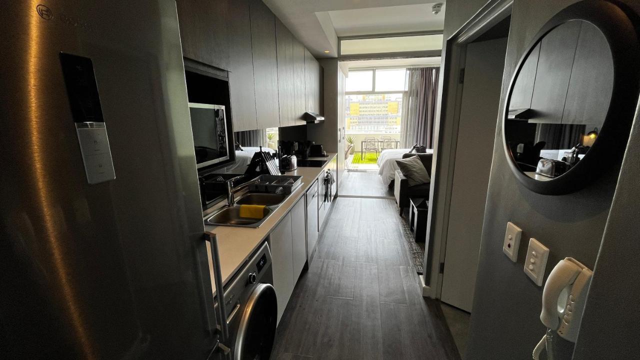 Modern Luxury Studio With Breathtaking City Views - No Load Shedding 케이프타운 외부 사진